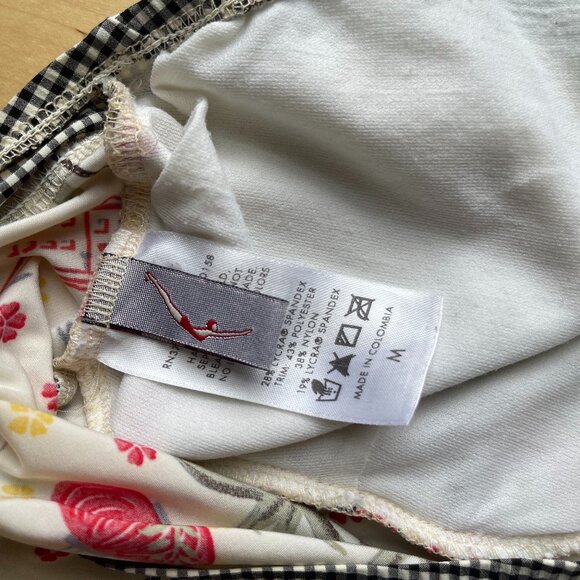 EUC Vintage 90s Pinup Style Bathing Suit Top - Picture 6 of 11